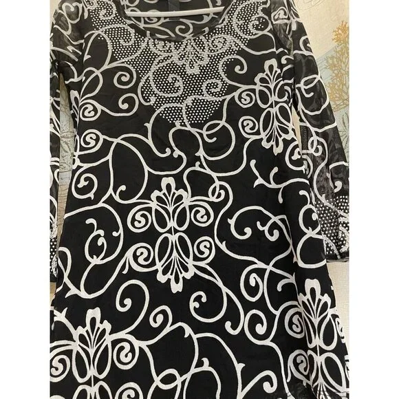 I.N.C Blush Garden Rhinestone Black White Business Macys Pullover Business Sm - Picture 4 of 12